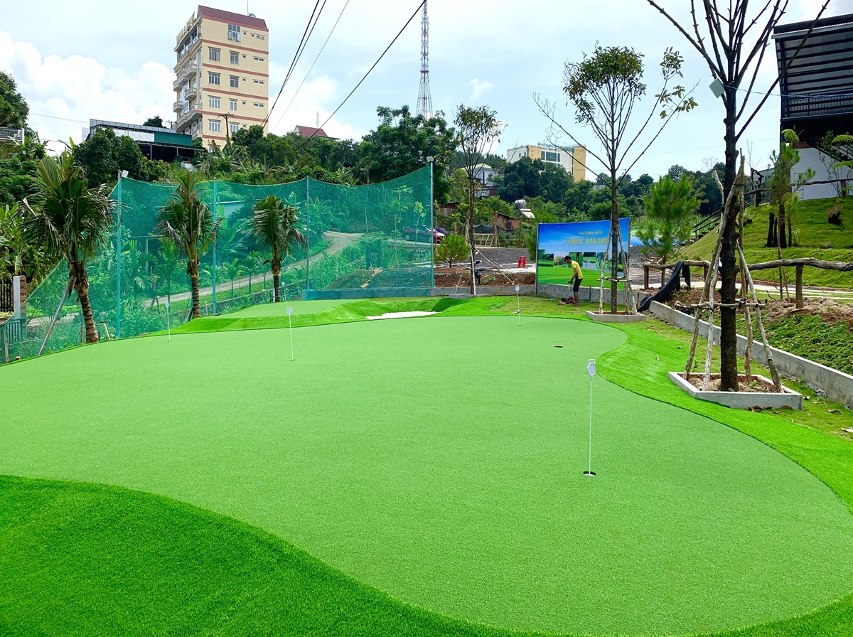 Putting green sân vườn tại Đắk Nông